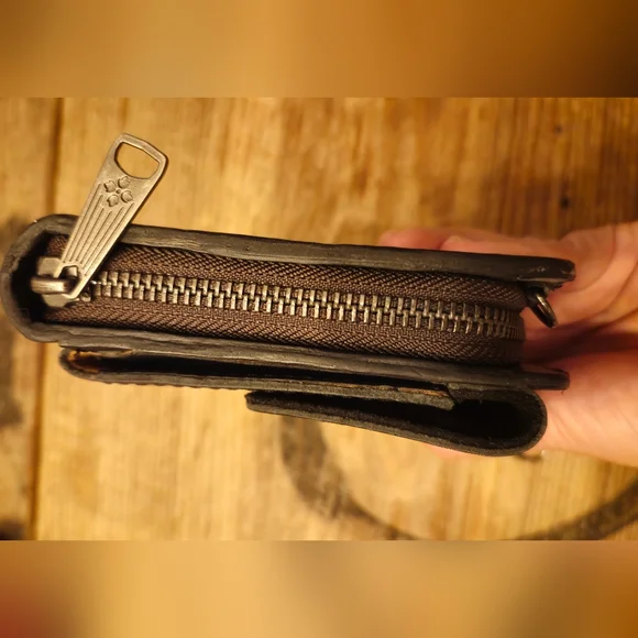 Patricia Nash Leather Zip Wallet - Picture 5 of 9